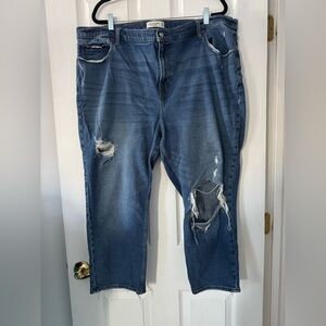 Abercrombie & Fitch Women’s Ankle Straight Ultra High Rise 22S Curve Love Jeans